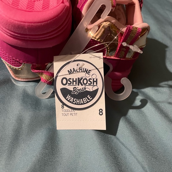 Toddler oshkosh sandals - Picture 4 of 4